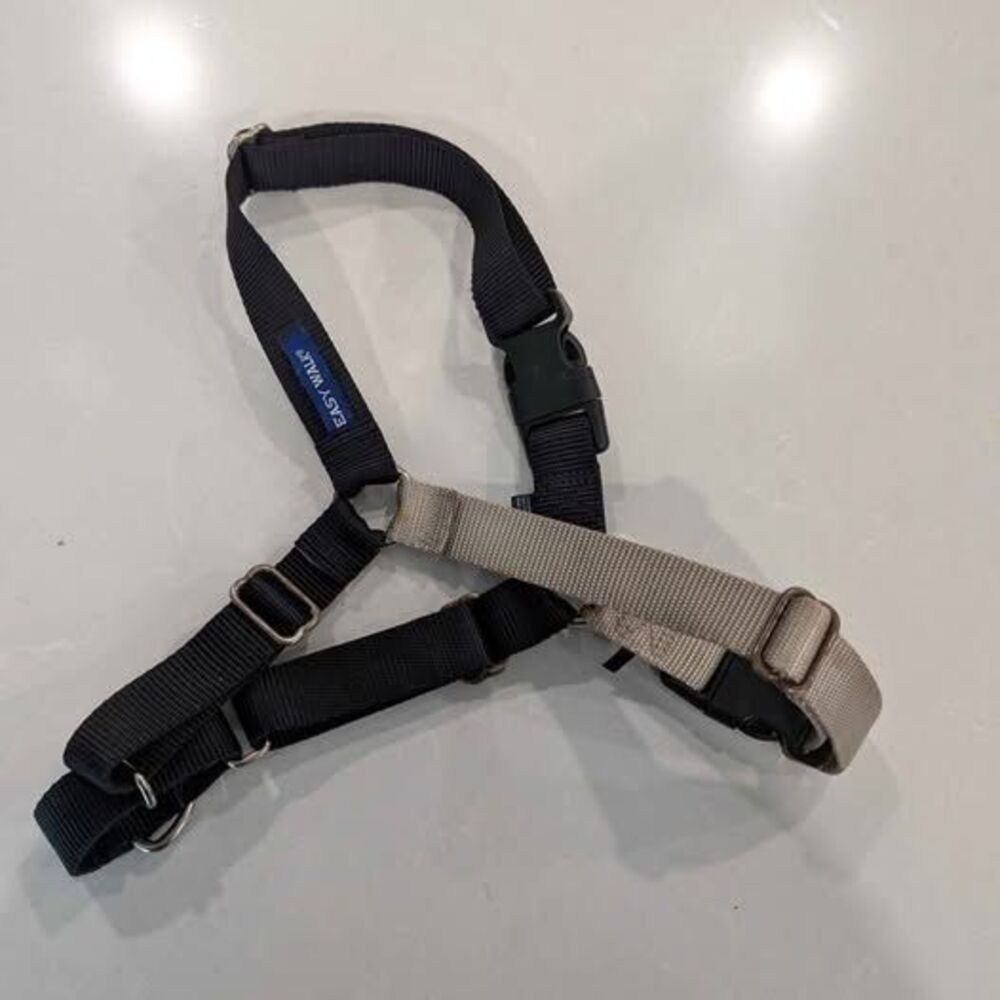 Easy Walk Large Dog Harness